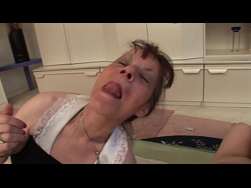 ❤️ To bedstemødre og en bedstefar har en trekant ❤ Porno at da.porn-evooli.ru ☑