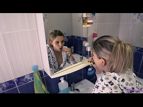 ❤️ Hack med ung i pyjamas slutter oral sperm i røv - letty black ❤ Porno at da.porn-evooli.ru ☑